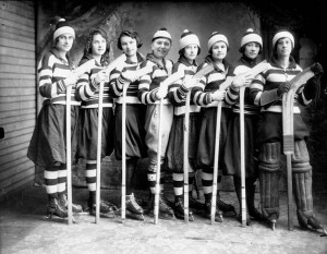 Girls_ice_hockey_team_1921 copy